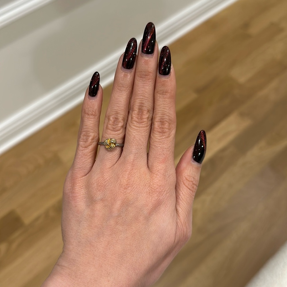 Adjustable gold ring